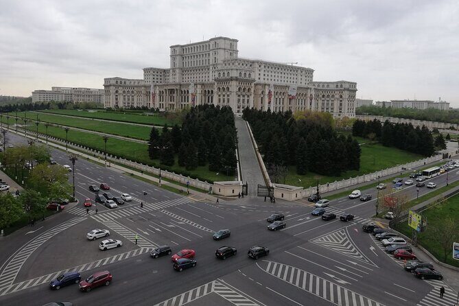 Contrasts of Communism - Small Group Walking Tour in Bucharest - Why this 3-hour walk works better than museum-only history