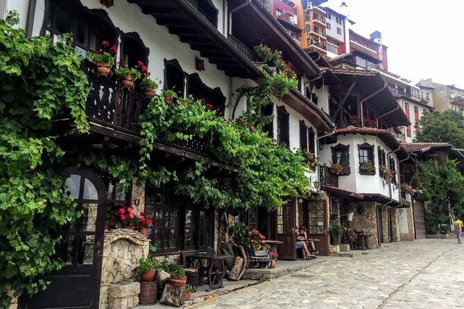 Day Trip to Bulgaria and Veliko Tarnovo from Bucharest - Leaving Bucharest from Grand Hotel Bucharest: early start and a long ride