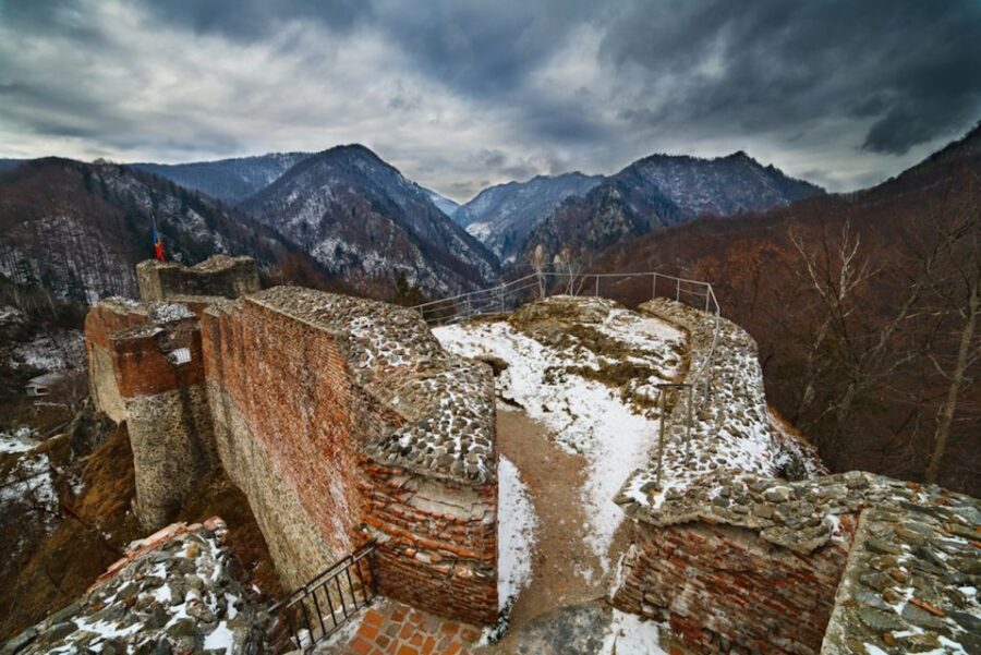 Day Trip to Transfagarasan - Târgoviște and Dracula’s Princely Court: where legend starts in Wallachia