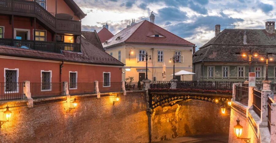 Discover Transylvania: Peles, Bran, Sighisoara in 2 days - Bran Castle and Dracula Lore: What the Legend Means Here