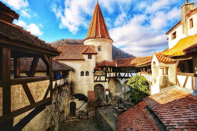 DRACULA CITY BREAK Bran Castle, Peles Castle Sinaia, Brasov City - Day 1: Peleș Castle Outside Views and a Poiana Brasov Hotel Base