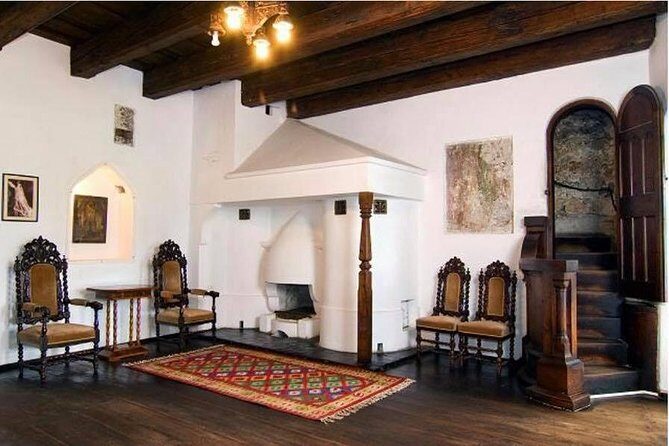 Dracula's Castle, Peles Castle and Brasov - Private Day Trip from Bucharest - Food and pacing: your guide’s local tips can save the day