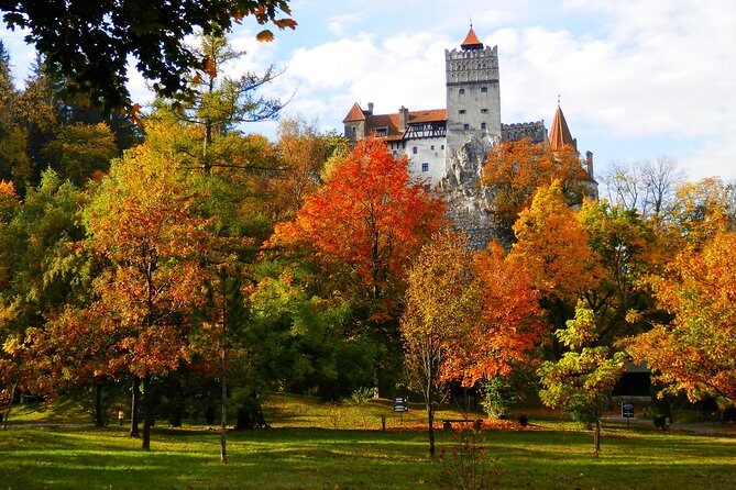 Dracula's Castle & Peles Palace Tour from Bucharest Including Brasov Old Town - Getting Started: Early Bucharest Pickup and the Mountain Drive