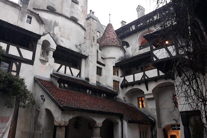 Dracula's Castle & Peles Palace Tour from Bucharest Including Brasov Old Town - Price and Value: What $276.67 Covers (and What It Doesn’t)