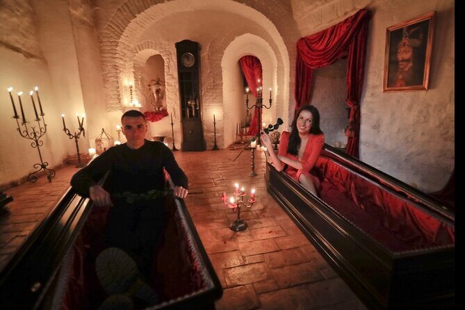 Dracula's Castle -Private Tour- with Brașov City and Peleș Castle - Transportation and comfort: you feel it on a 12-hour day