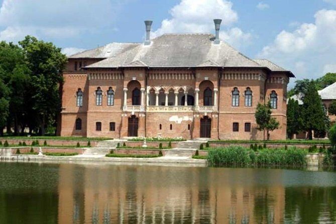 Dracula's Tomb and Mogosoaia Palace, Private Tour from Bucharest - Mogosoaia Palace: Brancovenesc Style and the Stories Buildings Hold