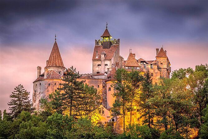 From Bucharest: Dracula's Castle, Peles Castle and Brasov Old Town Full Day Tour - A 7:00 am start that actually makes sense
