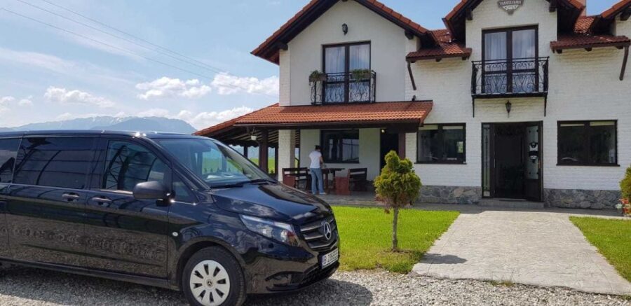 From Bucharest: Peleș and Bran Castles Private Tour - Pacing, walking, and comfort tips for uneven castle days