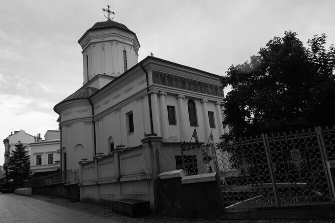 From Dracula to Ceaușescu-Romanian Terror Stories Tour with Dacia - Comana natural reservation: battles and murders beyond the main stop