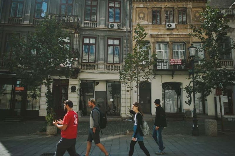 Hidden Bucharest: Discover Secrets of the Old Town - Covrigi snack stop: the one you’ll remember later