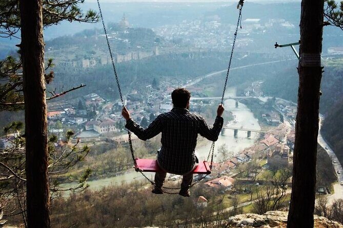 Hike Bulgaria Love Swing, Veliko Tarnovo and Tarevet Fortress - Veliko Tarnovo: time to wander Samovodska without feeling rushed
