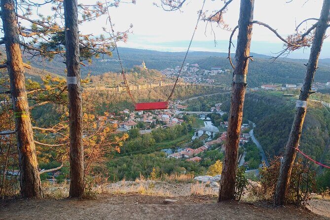 Hike Bulgaria Love Swing, Veliko Tarnovo and Tarevet Fortress - Friendship Bridge: the Danube stop that connects Bulgaria and Romania