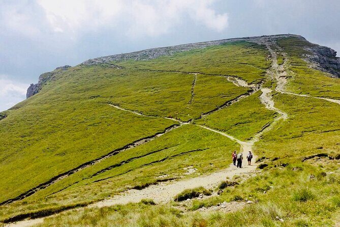 Hiking in Bucegi Mountains in the Carpathians, Private tour - Stop 3 in practice: how long, how intense, what to expect at altitude