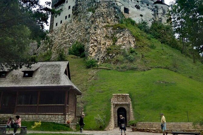 Libearty Bear Sanctuary and Dracula's Castle - Day Tour from Bucharest - Bran Castle: Dracula’s Castle with real medieval details