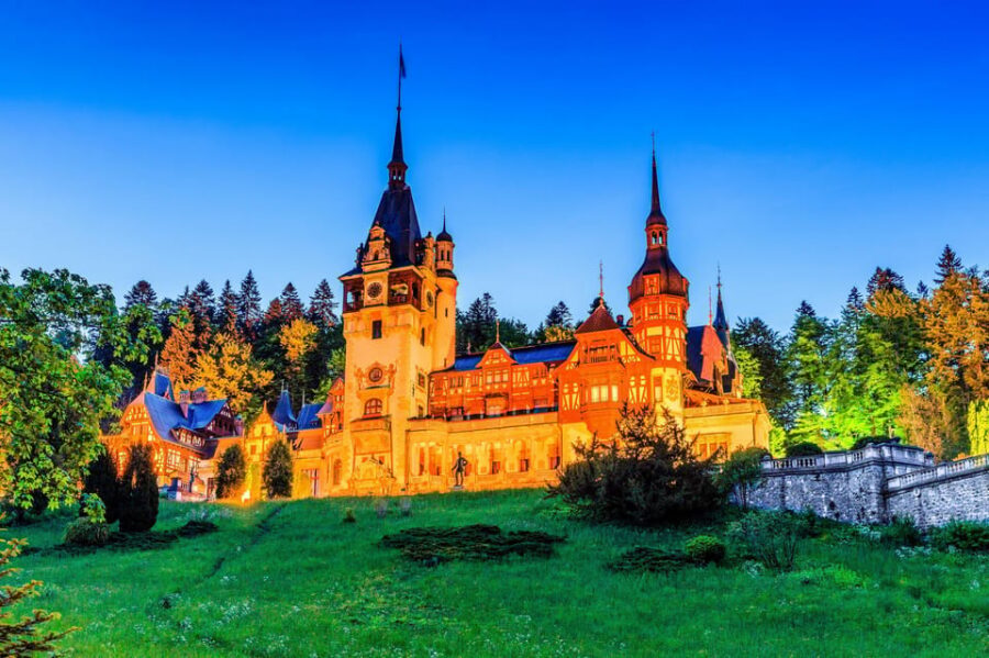 Minivan 8 Places : Dracula Castle, Peles, & Brasov Day Tour - Peleș Castle: royal Neo-Renaissance interiors and what to expect