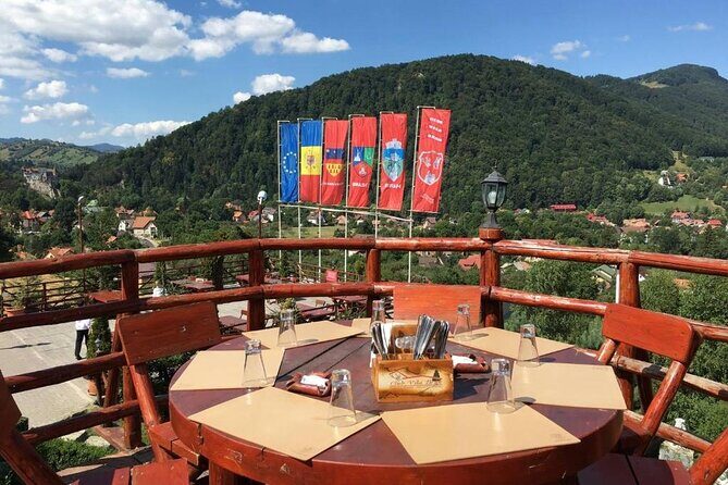 One Day Private Tour to Peles and Dracula Castles & Brasov City - Brasov in Two Hours: Best Use of Your Free Entry Time