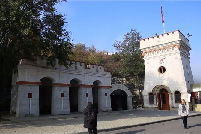 One-Day Vlad the Impaler Royal Court Private Tour from Bucharest - Price and what you’re really paying for ($307.61 per person)