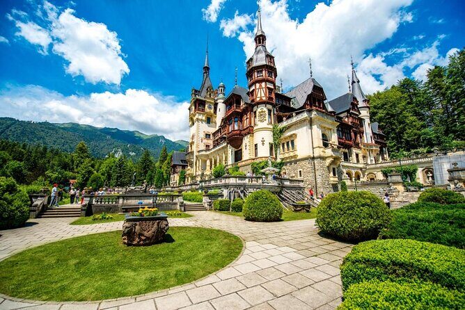 Original Carpathian Village Experience and Sinaia in one day tour - Key things I’d pencil into your day