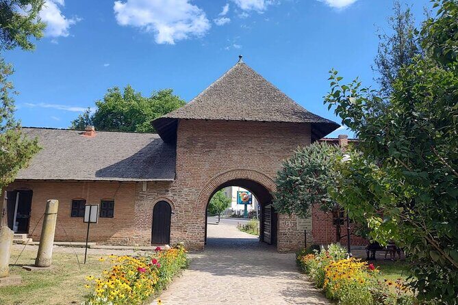 Princely Court of Târgoviște and Curtea de Argeș Monastery - Curtea de Argeș Monastery: the architecture you’ll remember