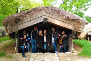 Private Bucharest city tour visit the Palace of the Parliament & Village Museum - Piata Unirii and the Palace of the Parliament: a communist monument with uncomfortable scale