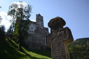 Private Day Tour: Dracula's Castle and Peles Castle - Peleș Castle in the Carpathian Mountains: What You’ll See and Why It Matters