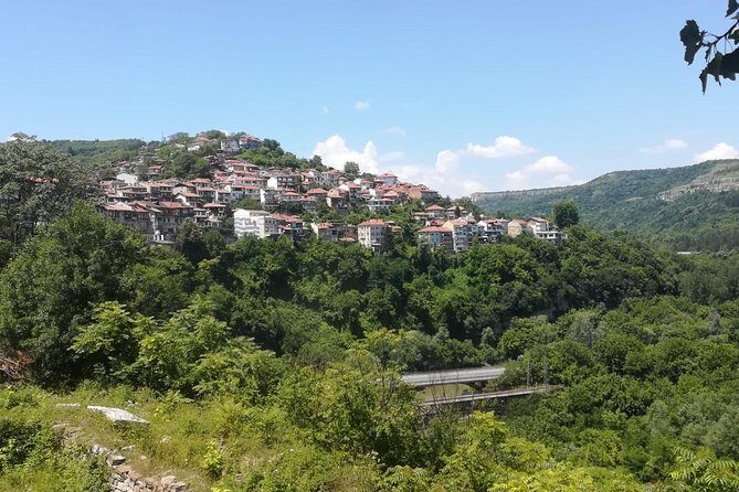 Private Day Trip to Bulgaria and Veliko Tarnovo from Bucharest - Lunch: plan for it, because it’s not included