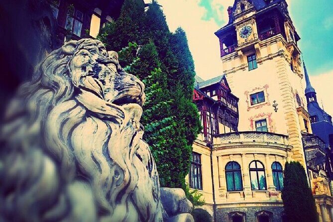 Private Day Trip to Peles and Bran from Bucharest - Peles Castle in Sinaia: Carol I’s summer residence, in a day that stays organized