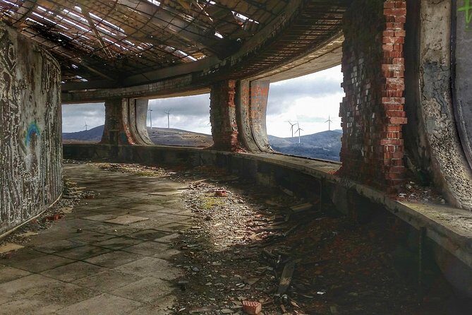 Private Daytrip to Buzludzha Monument and Veliko Tarnovo - Tsarevets Fortress in Veliko Tarnovo: The Medieval Capital Moment