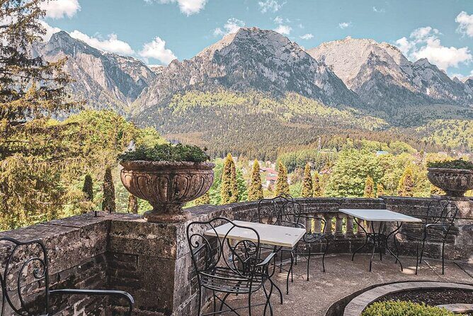 Private Movie Castles at Peles, Cantacuzino and Bran Castle Tour - Why a Private Guide Makes These Three Castles Easier (and Better)