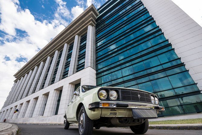 Private: RedPatrol Bucharest Contrasts Tour in a Vintage Car - Stop 4: Drumul Taberei Park and the photo-worthy story of working-class blocks