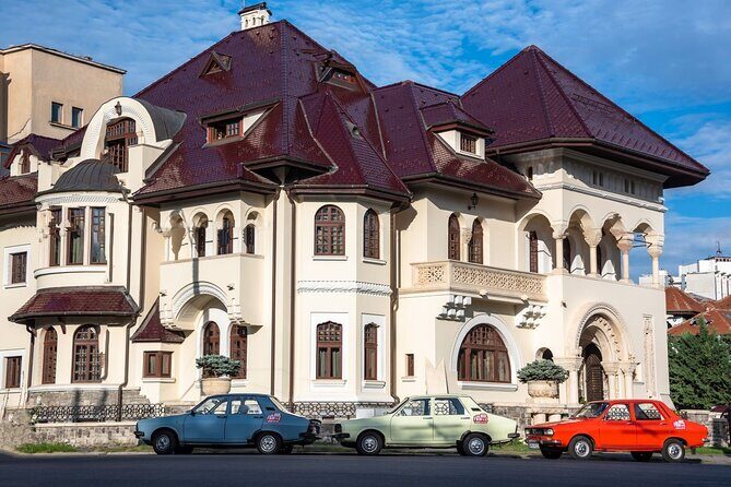 Private: RedPatrol Bucharest Contrasts Tour in a Vintage Car - Fosta Uzină Rocar and Broscuțe Park: factory ruins and Stalin-era living