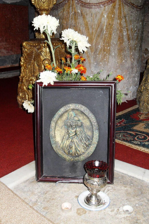 Private Tour from Bucharest to Dracula's tomb and Mogosoaia - Tickets, comfort, and the real value of $117 per person