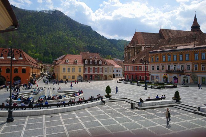 Private Tour to Dracula's Castle, Peles Castle from Bucharest - How private pacing improves the castles-and-town mix