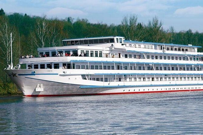 Private transfers Bucharest - Danube docks (Giurgiu or Oltenita) - Price and value: $98.33 per person with taxes baked in