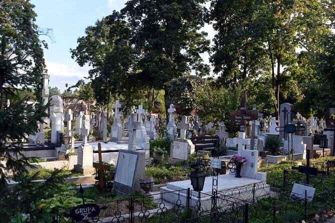Quest Experience in Bellu Cemetery Bucharest - Price and Value: Is $7.21 Worth It?