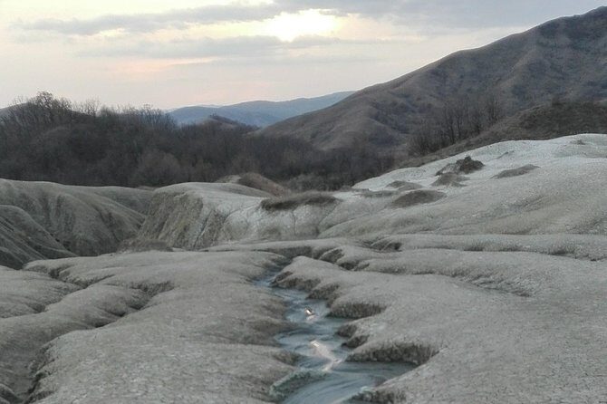 Salt Mine & Mud Volcanoes - LacertA Winery private tasting and the modern winemaking angle