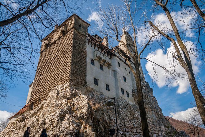 Small-Group Day Trip to Dracula's Castle, Brasov and Peles Castle - Road time, traffic, and crowds: how to protect your day
