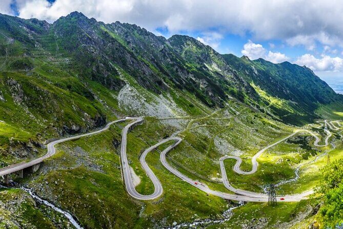 Small-group max 7 - Top Gear Road - Transfăgărăşan Highway - Poenari Citadel Views Without the Stair Punishment