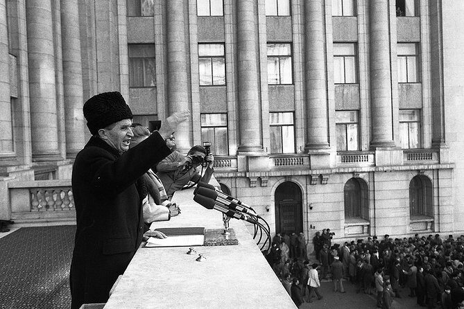The Real tour of Communism - Stop 2: Palace of Parliament and the Reality of Building Power