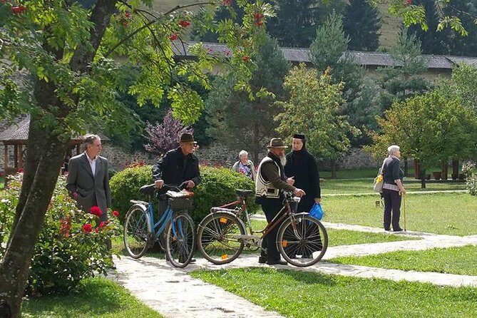 Transylvania & Bucovina Private Tour - 6 days - Day 2: Bran Castle, Rasnov Fortress, then Sibiu’s UNESCO-ready streets