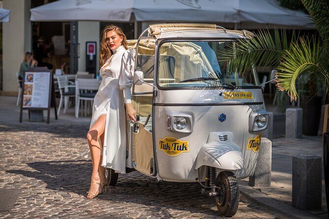 Tuk Tuk Bucharest Romantic Tour with miniBAR - Romanian Athenaeum: one of Bucharest’s most beautiful music halls