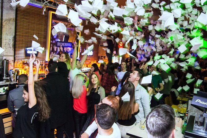 VIP Party in Bucharest - The Ultimate Nightlife Experience - Skip-the-line and reservations: the real VIP advantage