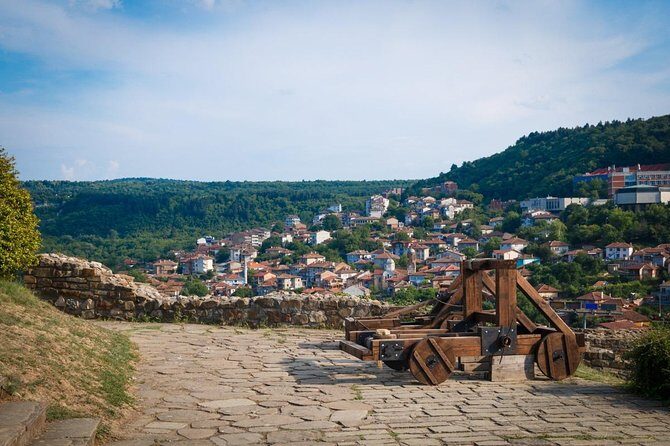 Visit Bulgaria - Veliko Tarnovo Medieval Fortress - Private tour from Bucharest - Stop 1: St. Dimitrii of Basarbovo Monastery and that cliff-inhabited feeling