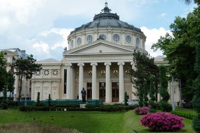Walking tour of Bucharest - The vibe: a guided walk that teaches you how Bucharest grew